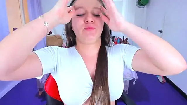 Luna_Analya Adlı Modelin Canlı XXX Sohbeti