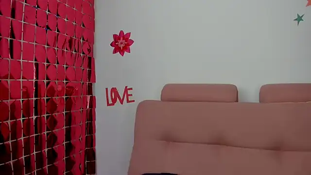 Онлайн чат XXX lizzie_c