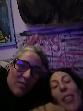 inkdmagz webkamerás műsora