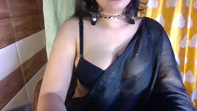 Yashika_Loves' Live XXX Chat