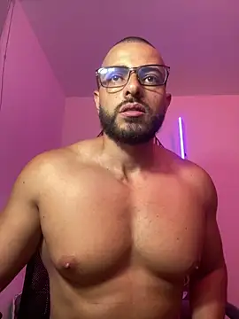 magnumchris Adlı Modelin Web Kamerası Şovu