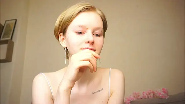 Chat +18 de ToyaPletz ao vivo