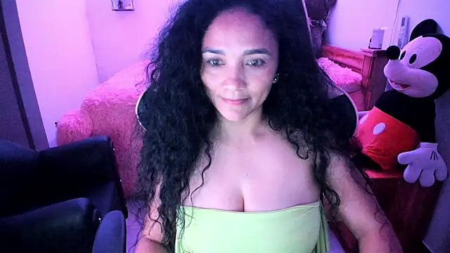 rayza_mature_154のライブXXXチャット