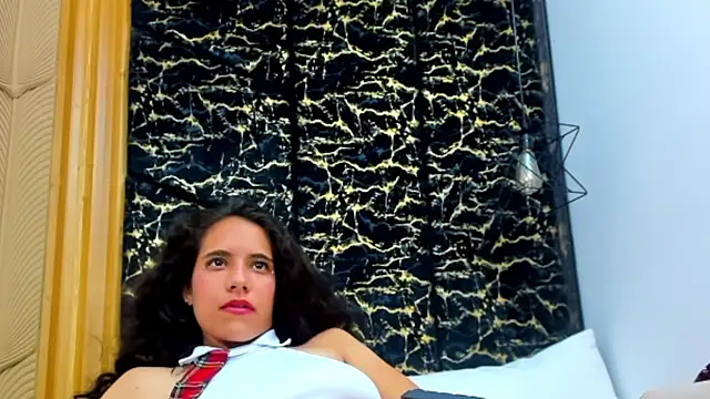 MiaCours Live XXX-chat