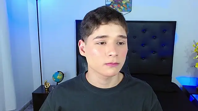 Mattass18 Live XXX Chat