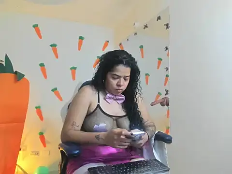 Chat XXX en directo de alexa-cooper-