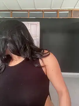 EmilyNoir1 – Naživo XXX chat