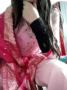 Živý XXX chat Noor_Darliing