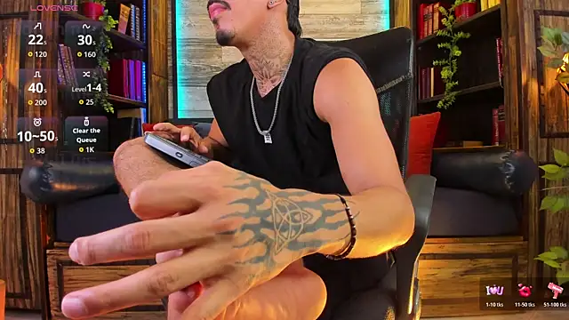 Donovan_Desmond Adlı Modelin Canlı XXX Sohbeti