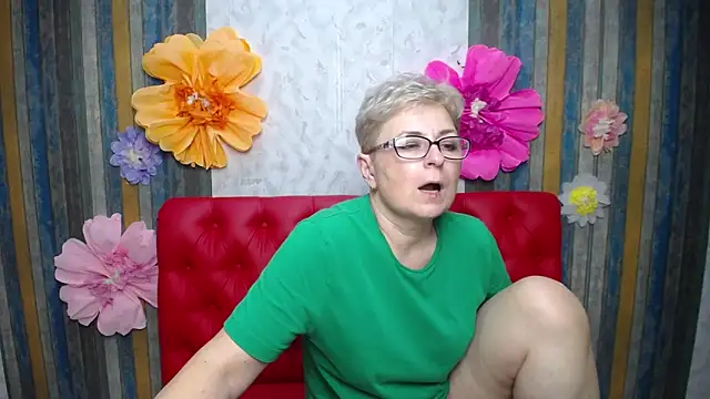 แชท XXX สดของ EmiliaGree