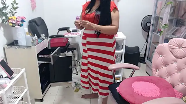 Chatroom XXX en direct de titsbiglovers