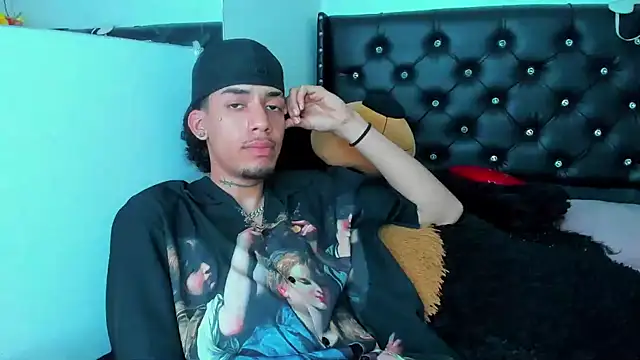 Chatroom XXX en direct de Ryder-Stone