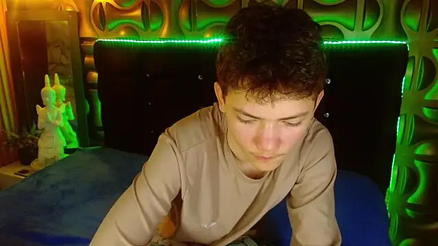 Show modela cruz_dante na web-kameri