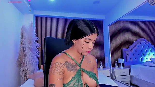 SelenaStonne – Naživo XXX chat