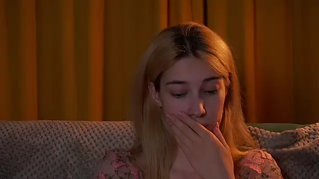 Chat +18 de AngelicRice ao vivo