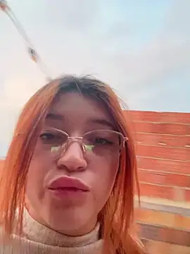 Kari_leonXXX Live XXX-Chat