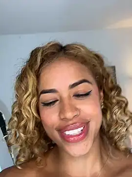 SarahCinnamon- 라이브 XXX 채팅