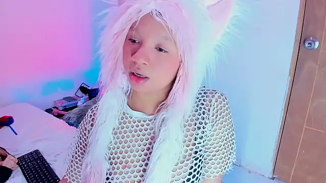 Emily_Coper18's Live XXX Chat