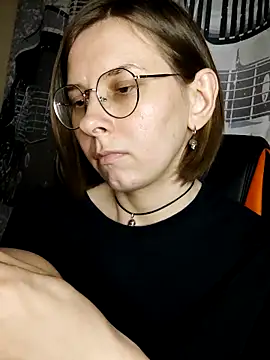 Aashikalaa élő XXX-chatje