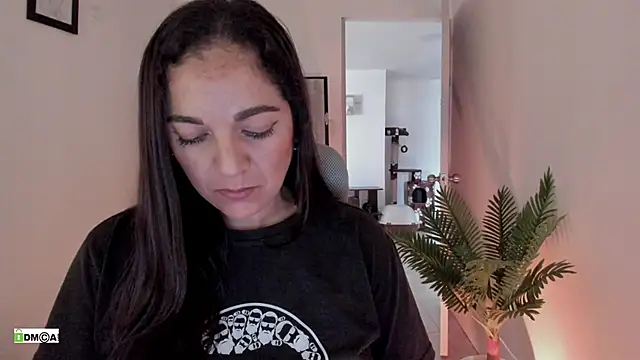 urcute_kitten – Live XXX-chat