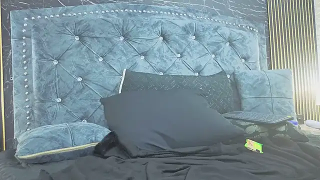 diosagolden: απευθείας συνομιλία ΧΧΧ