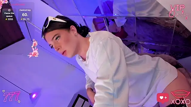 isadoraallen_1: απευθείας συνομιλία ΧΧΧ