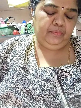 tamilthanushri 现场XXX聊天