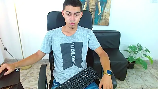 Pokazy przed kamerką – lucass_18