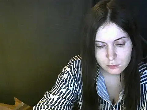 Jarivane élő XXX-chatje