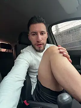 Thiago_Hill Adlı Modelin Canlı XXX Sohbeti