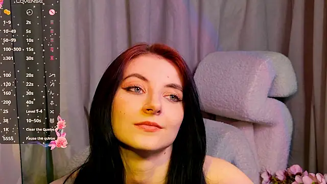 NicoleLuxe Chat XXX live