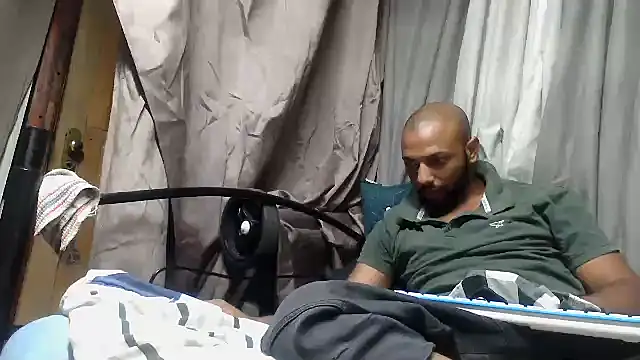 Camodick Adlı Modelin Canlı XXX Sohbeti