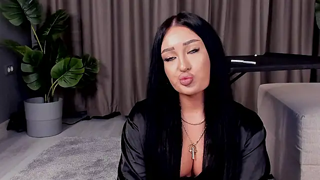 EmeraldKat Chat XXX in diretta