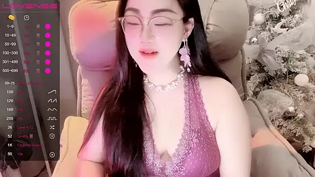 Monica-666888- Show Webcam