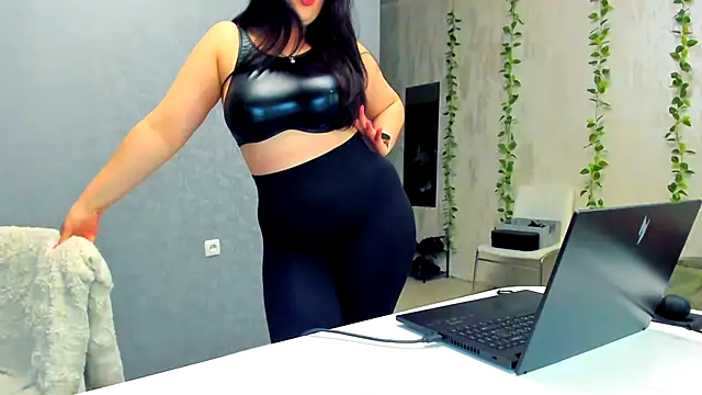 Živý XXX chat Yesss_Lilith