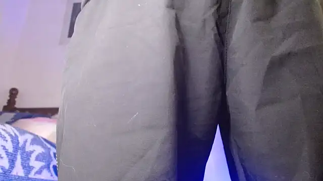 SexyBoy-Bigclit's Webcam Show