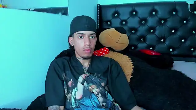 Ryder-StoneのライブXXXチャット