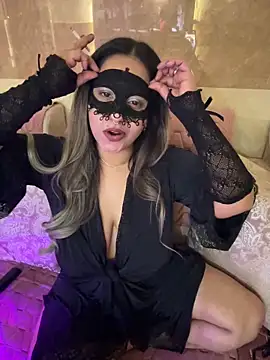 Classy-Bossy: απευθείας συνομιλία ΧΧΧ