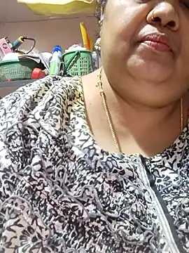 دردشة tamilthanushri الجنسية المباشرة