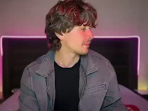 mcklister_kinky_feets 웹캠 쇼