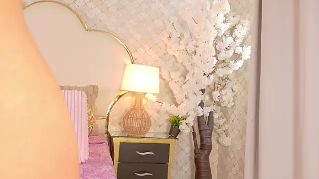 Mhia_Sweet_: απευθείας συνομιλία ΧΧΧ