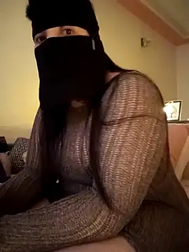 LONA-_- Chat XXX in diretta