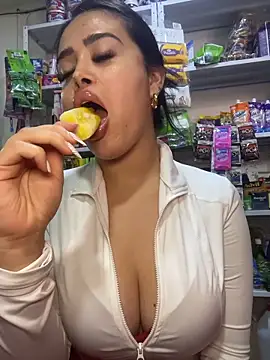 Sara_fun Show in webcam