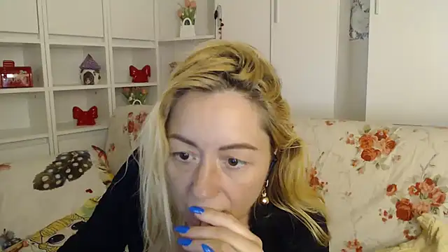 แชท XXX สดของ _karolynesyera_