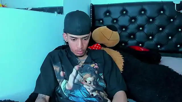 Ryder-Stone ওয়েবক্যাম শো