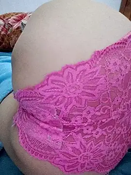 Haralushiaaa 在線直播表演