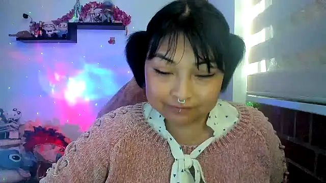 Chatroom XXX en direct de Shaddycute_