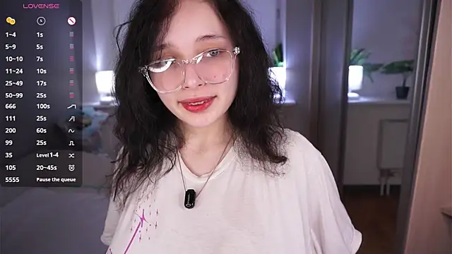 Czat XXX na żywo – HannaHayles