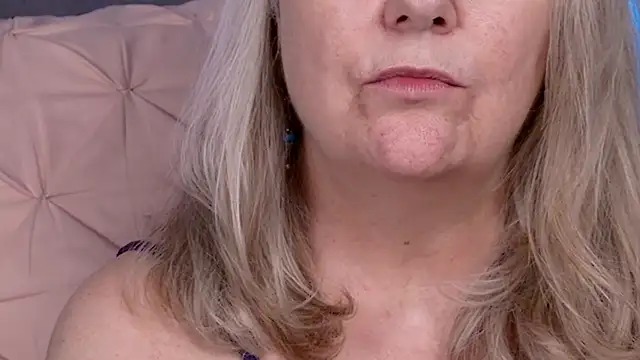 Chat XXX en directo de Kaitlyn_Winters