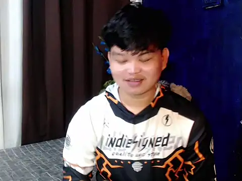 Chat +18 de Rain_cum ao vivo